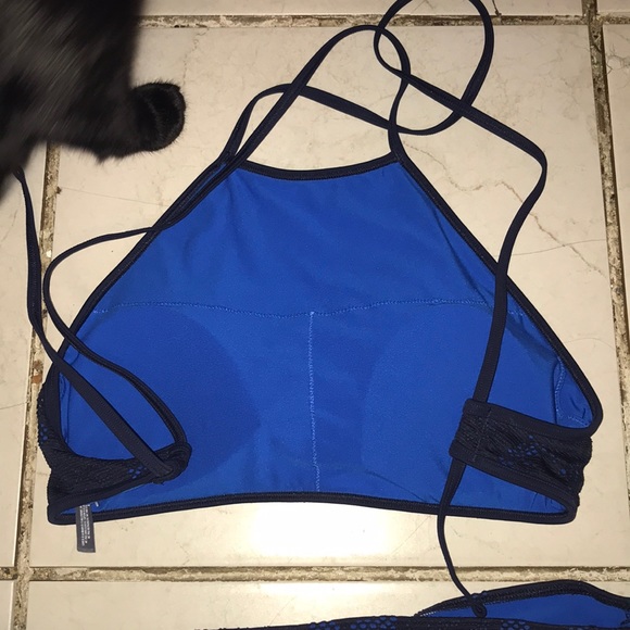 🥳 5 for $25🥳 Aerie Pineapple Swimsuit - Picture 3 of 4